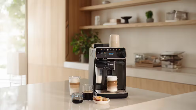 Philips Series 5500 Automatic Espresso Machine - Black